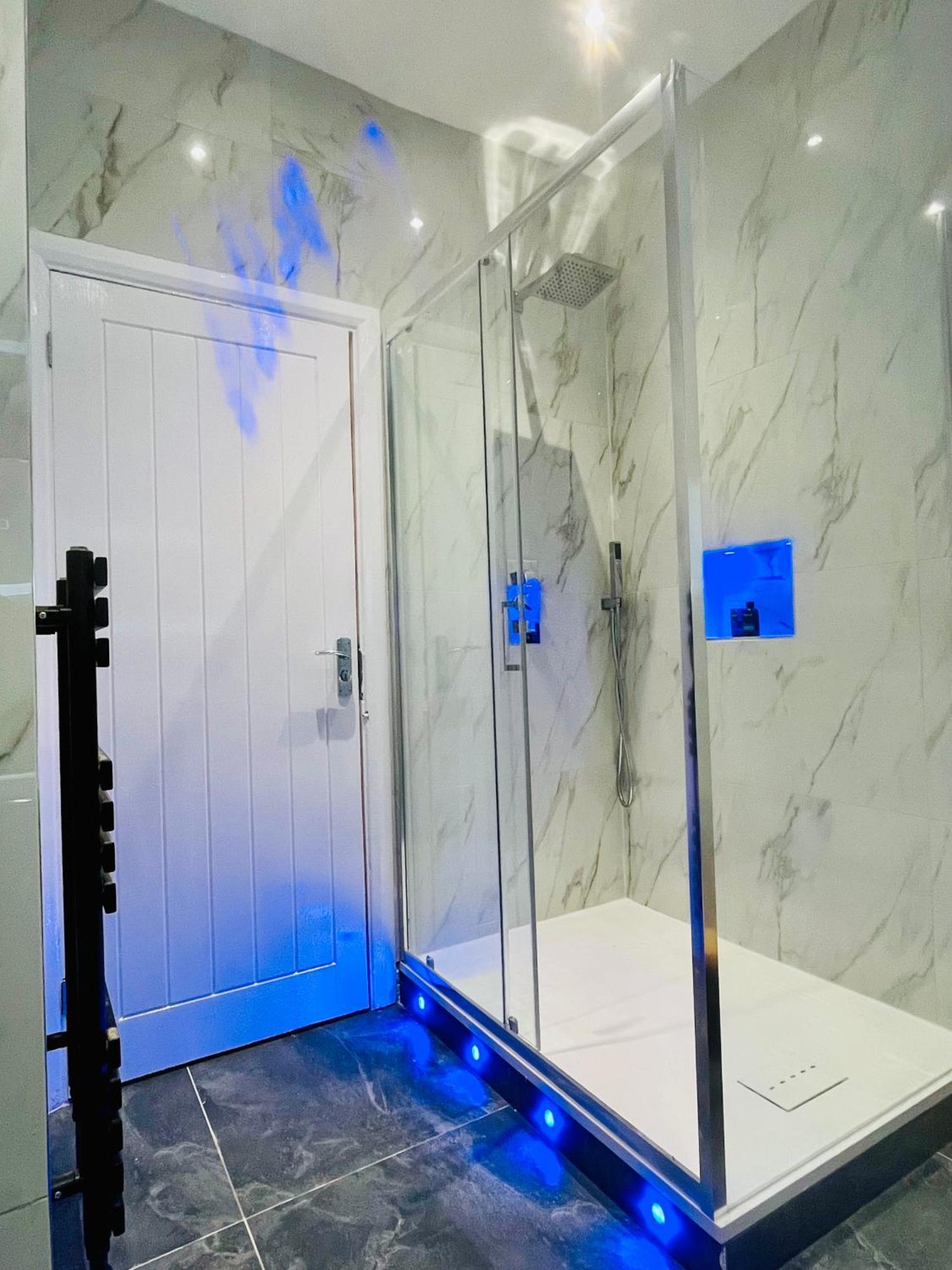 Modern Flat With Garden- 10Min Uber To Harry Potter Studios 沃特福德 外观 照片